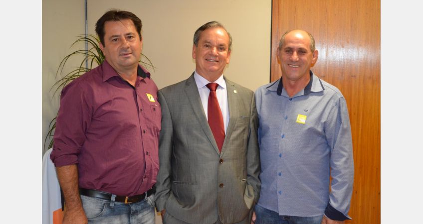 Vereadores pedem a liberação de 200 habitações  Vereadores pedem a liberação de 200 habitações